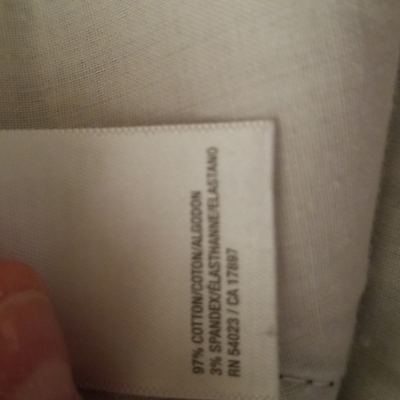 Old Navy black 5" shorts - Picture 5 of 6